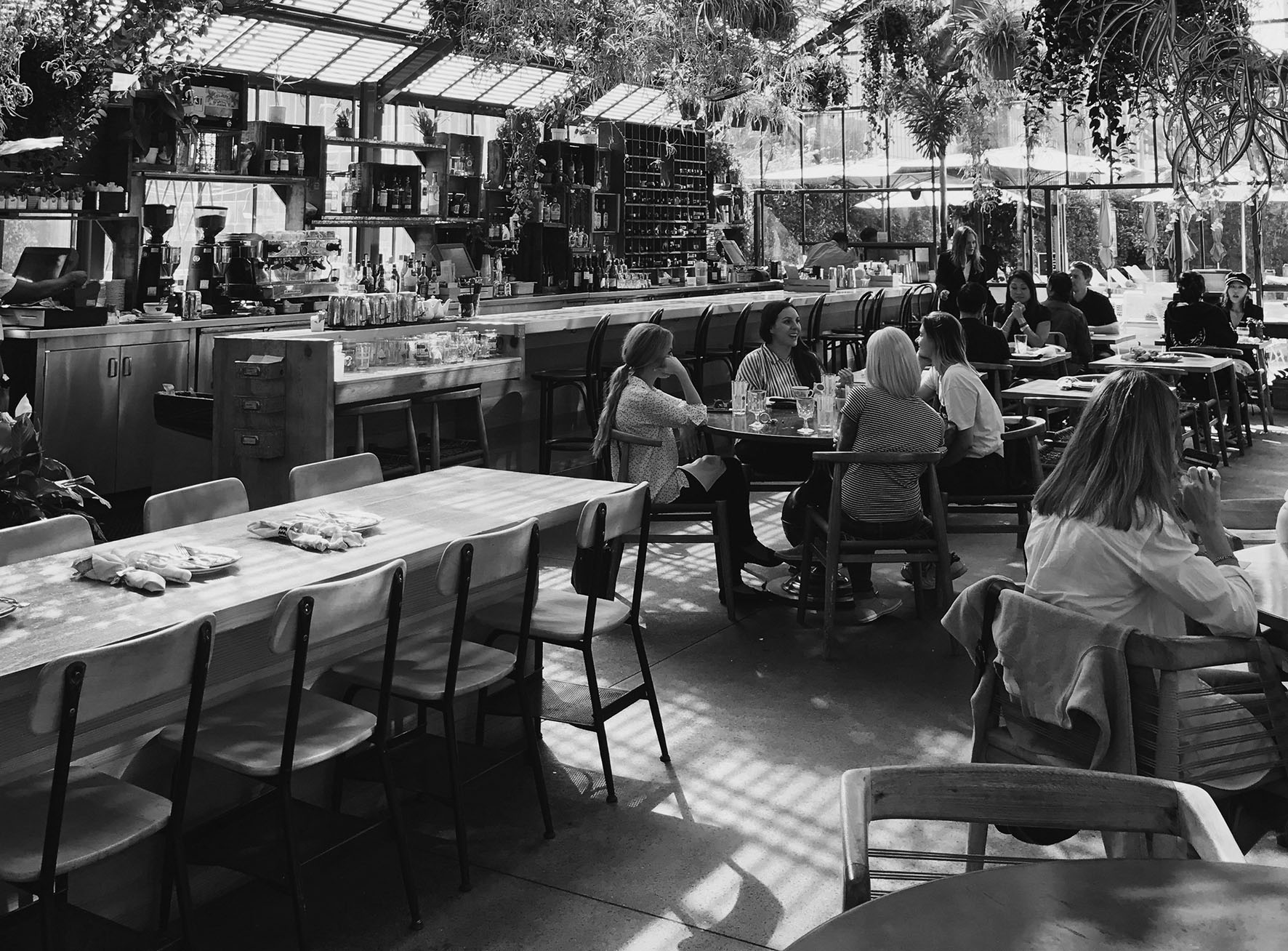 Restaurant_Kayleigh_Harrington_unsplash
